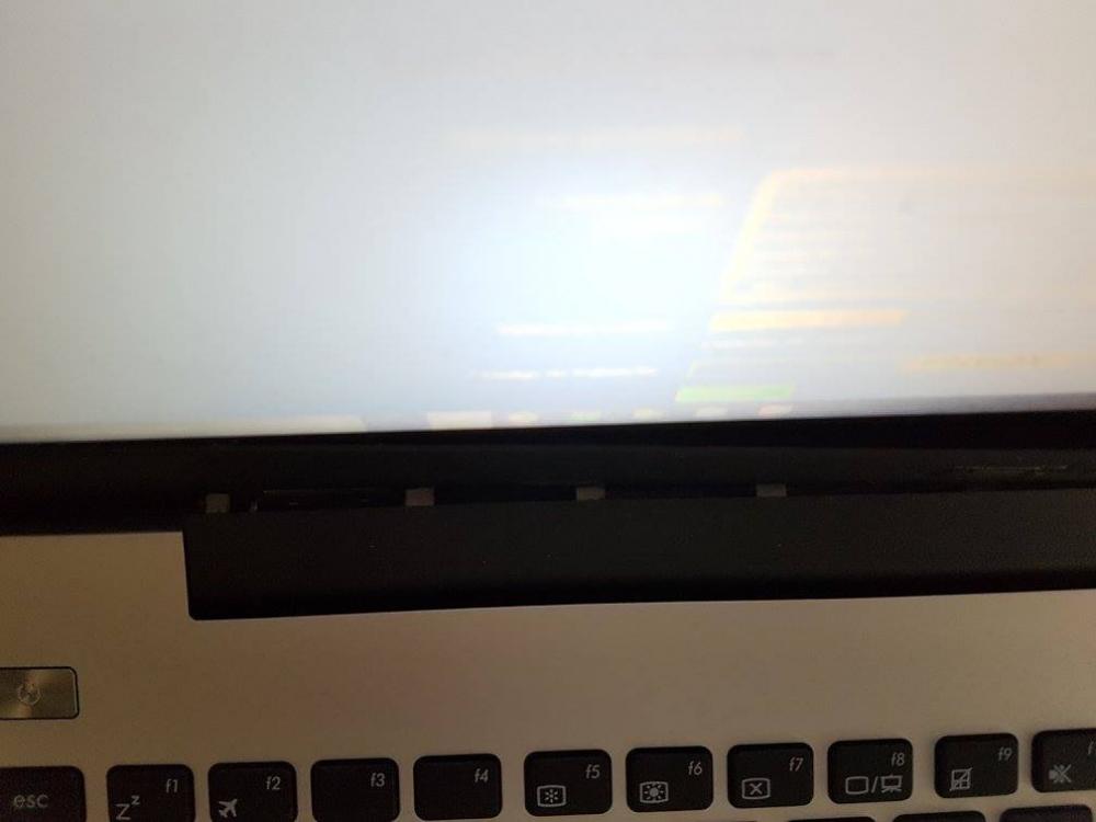 ASUS Tela Descolando3.jpg