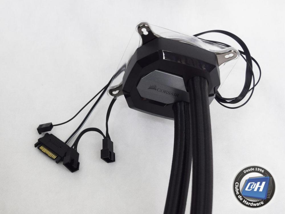 CorsairH115i-06.jpg