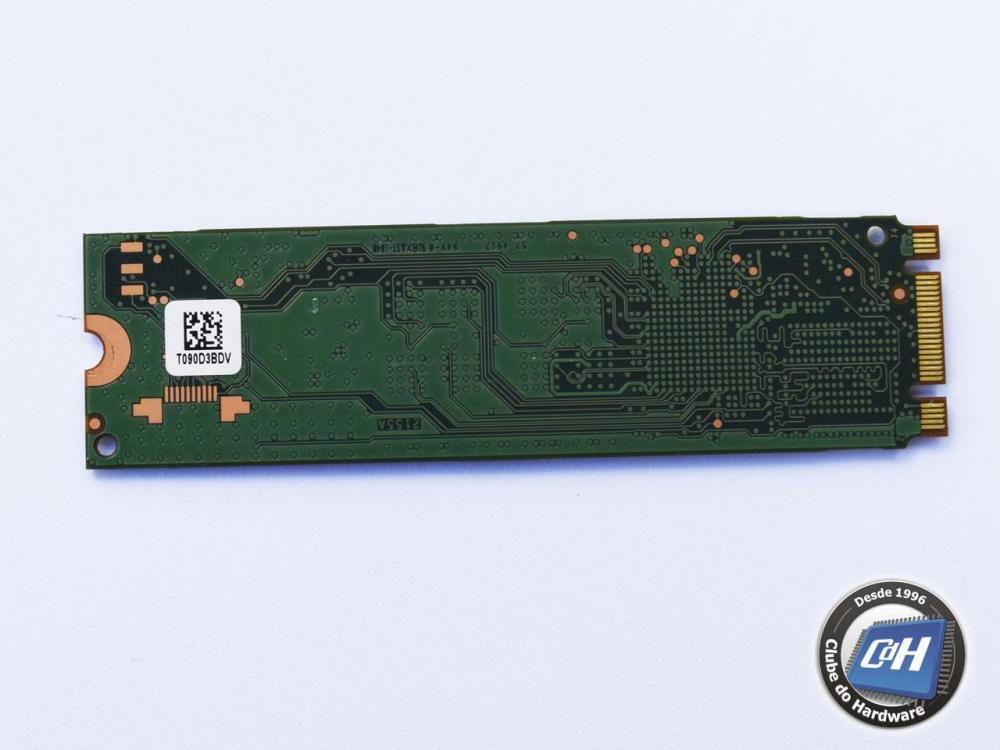 micron110-256GB-02.jpg