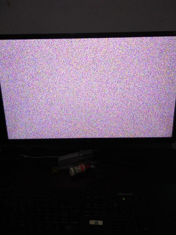 Tela chuviscando(erro que está aprecendo recentemente).jpeg