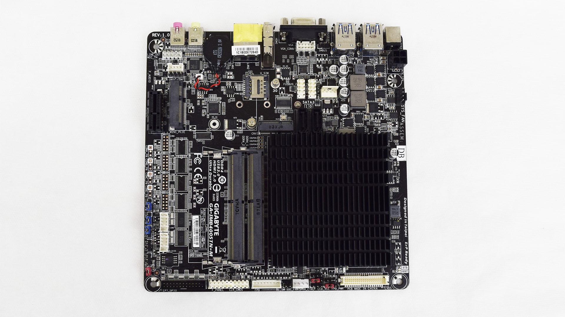 Mais informações sobre "Teste da placa-mãe Gigabyte IMB4005TN-M"