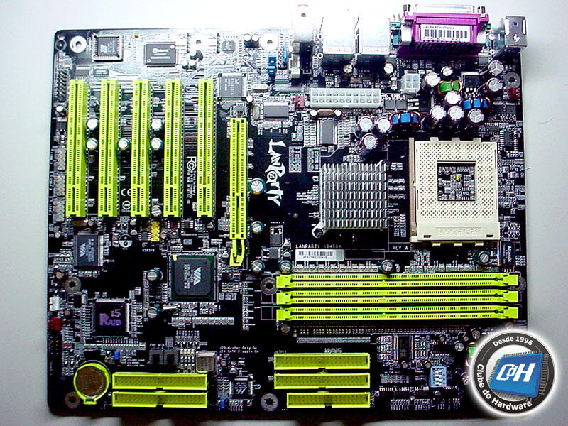 Placa-Mãe DFI LAN Party KT400A