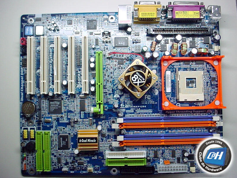 Placa-Mãe Gigabyte GA-SINXP1394