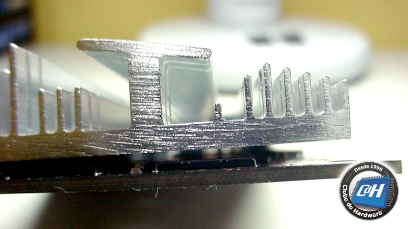 Placa de Vídeo Inno3D GeForce FX 5200