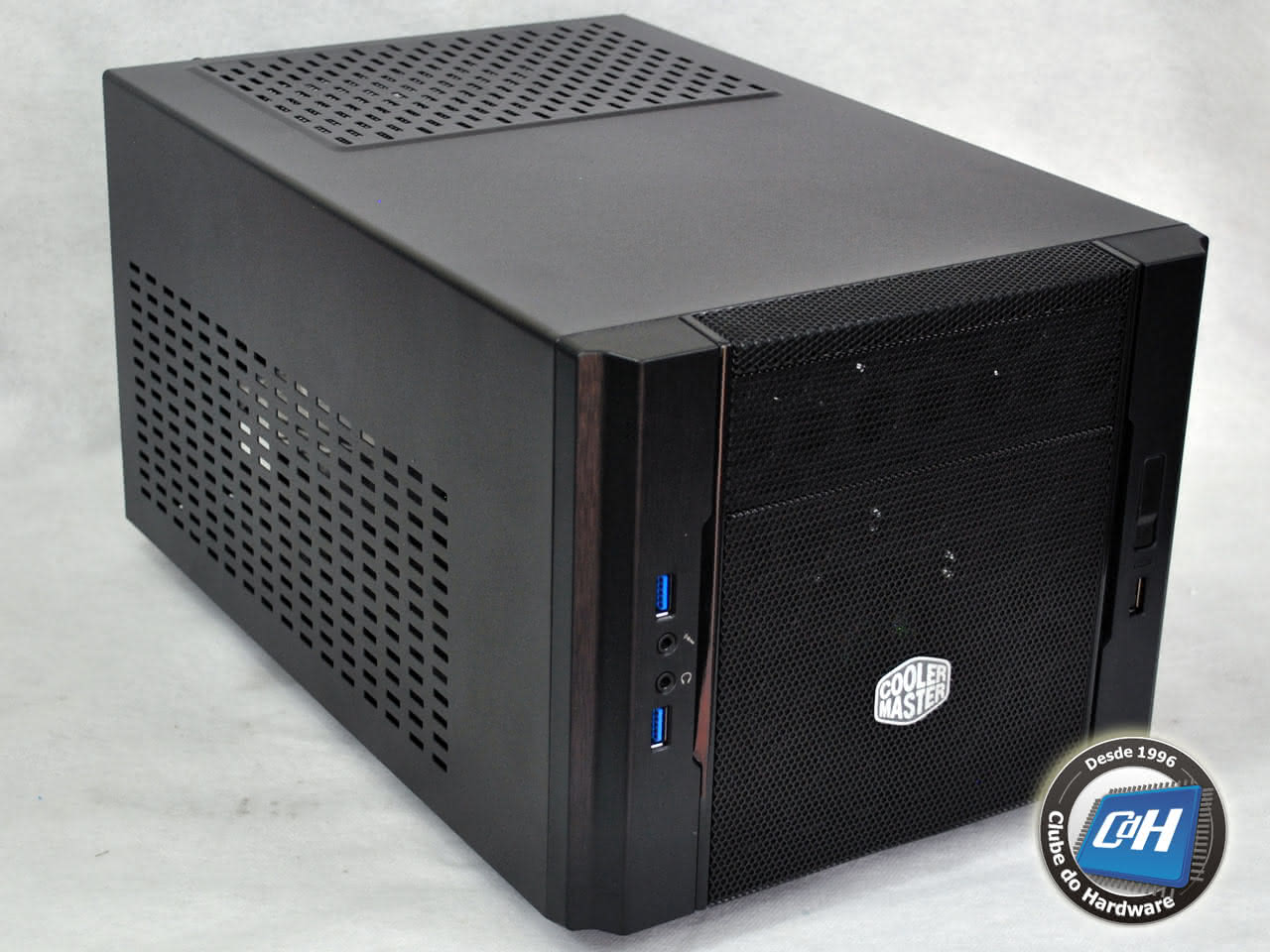 Teste do Gabinete Cooler Master Elite 130