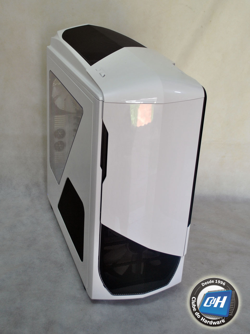 NZXT Phantom 530