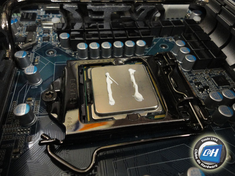 Qual a melhor maneira de aplicar pasta térmica