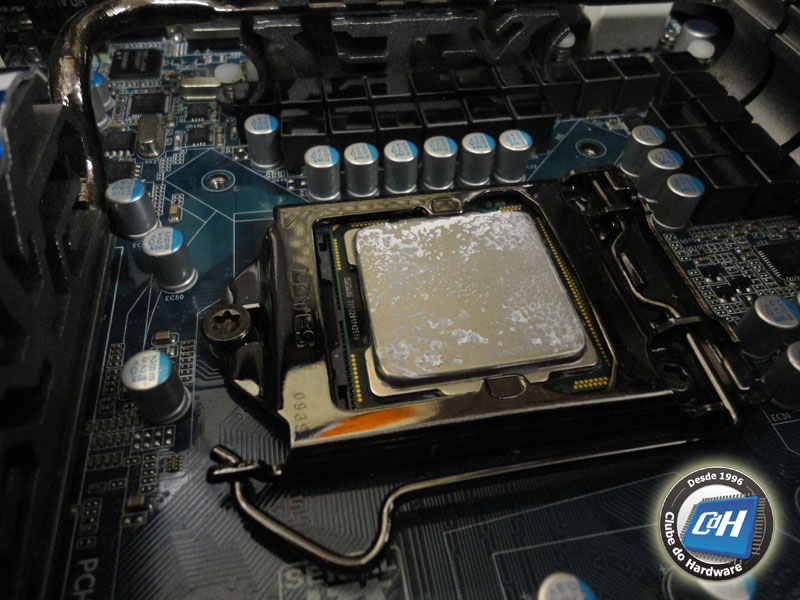 Qual a melhor maneira de aplicar pasta térmica