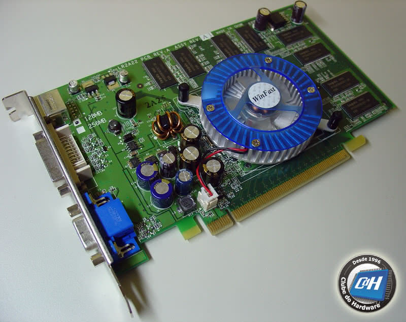 Placa de Vídeo Leadtek GeForce 6200 128  MB  128 bits