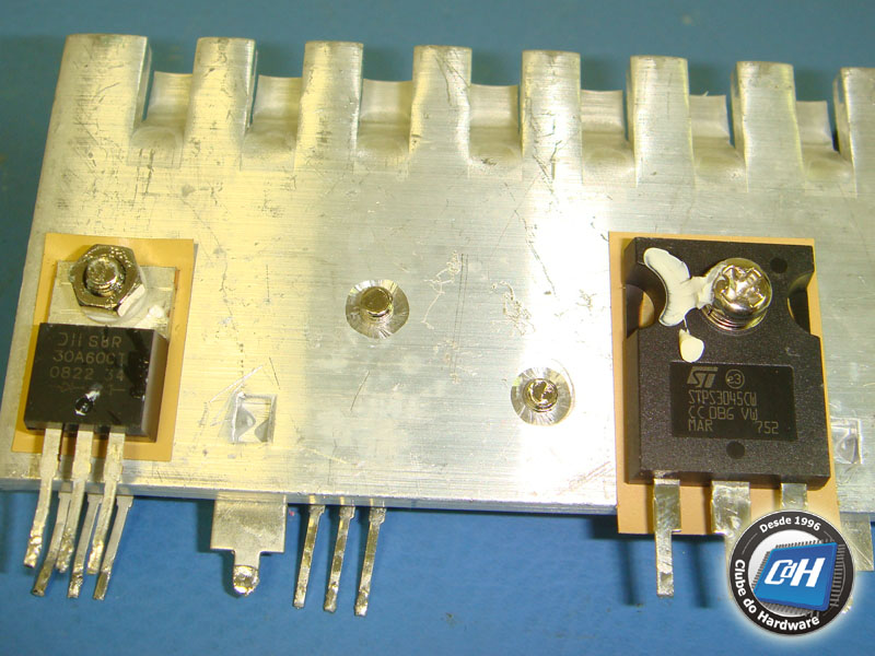 Fonte de alimentação OCZ StealthXStream 400 W