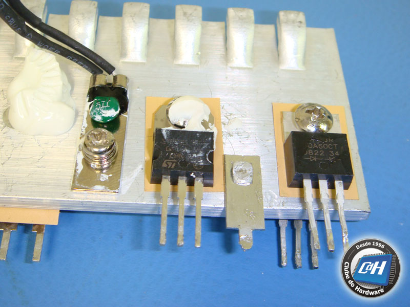 Fonte de alimentação OCZ StealthXStream 400 W