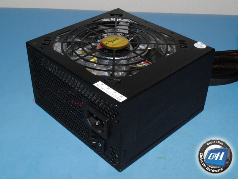 Teste da Fonte de Alimentação Spire BlackDragon 400 W