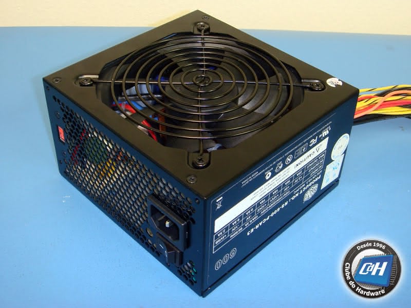 Teste da Fonte de Alimentação Cooler Master eXtreme Power Plus 600 W