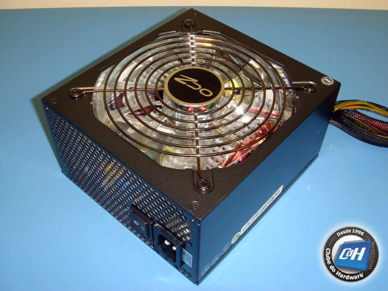 Teste da Fonte de Alimentação OCZ Fatal1ty 750 W Teste da Fonte de Alimentação OCZ Fatal1ty 750 W