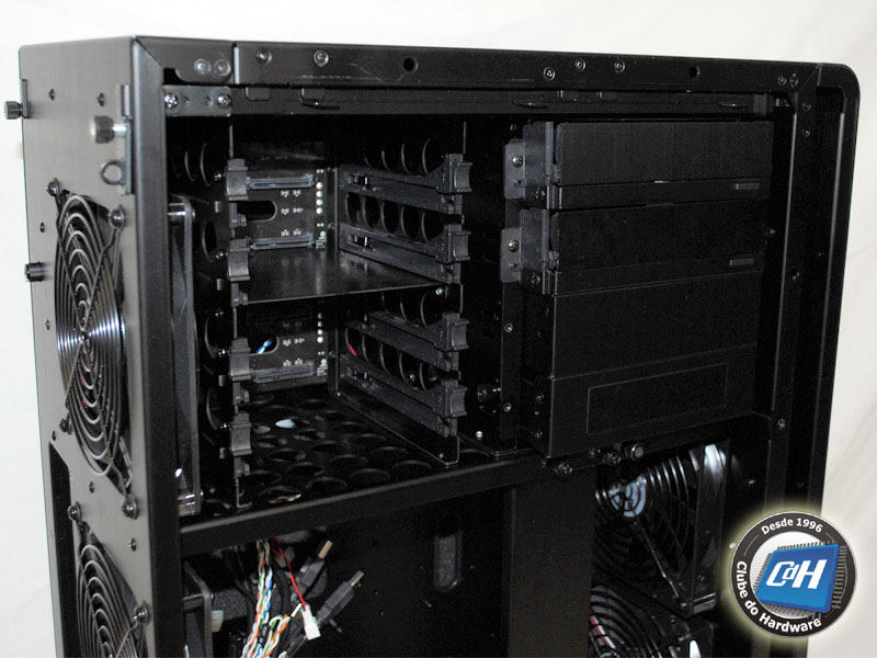 Lian Li PC-X2000F