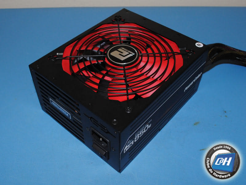 Teste da Fonte de Alimentação PowerColor Extreme 850 W