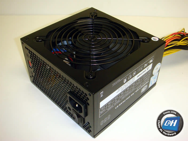 Teste da Fonte de Alimentação Cooler Master eXtreme Power Plus 550 W