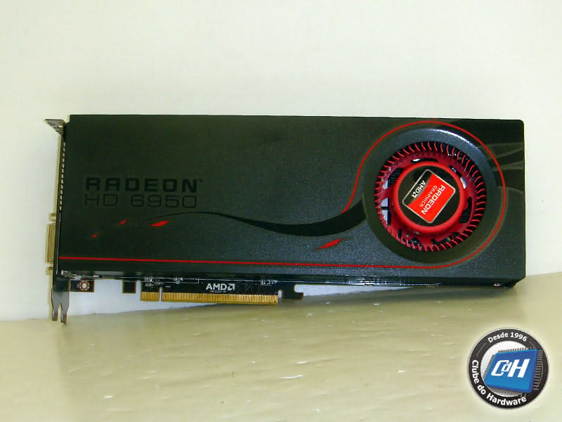Teste das Placas de Vídeo AMD Radeon HD 6950 e 6970 Teste das Placas de Vídeo AMD Radeon HD 6950 e 6970