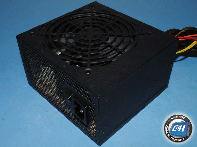 Teste da Fonte de Alimentação FSP Raider 650 W Teste da Fonte de Alimentação FSP Raider 650 W