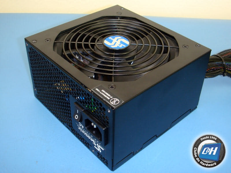 Teste da Fonte de Alimentação Seasonic S12II Bronze 520 W