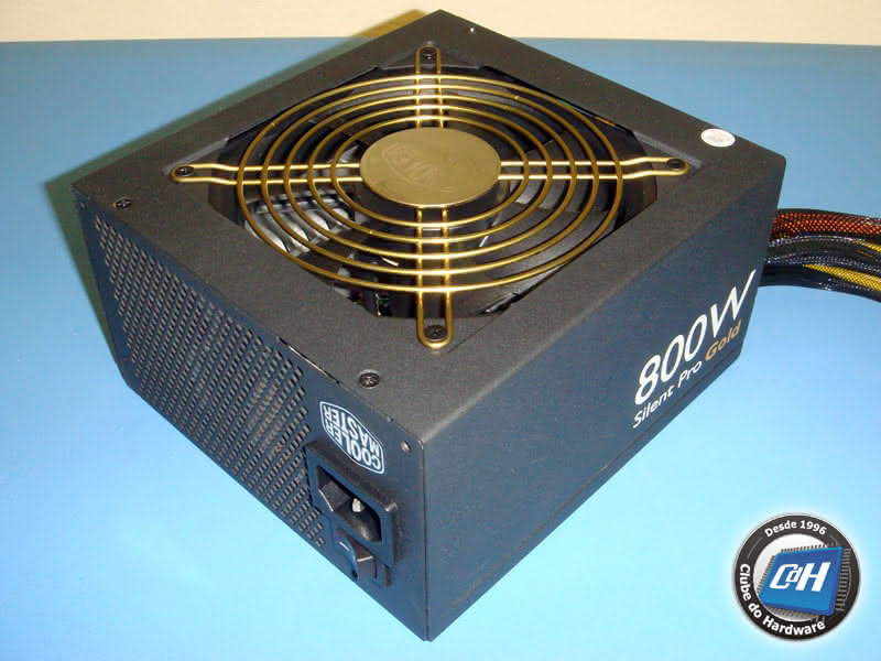 Teste da Fonte de Alimentação Cooler Master Silent Pro Gold 800 W