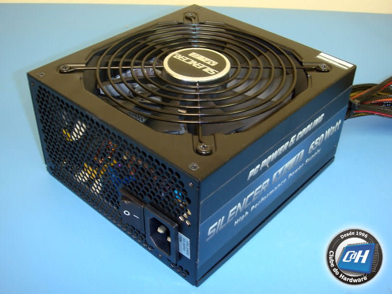 Teste da Fonte de Alimentação PC Power & Cooling Silencer Mk II 650 W