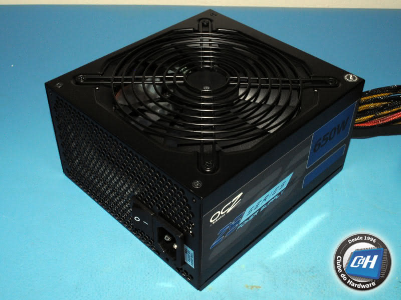 Teste da Fonte de Alimentação OCZ ZS Series 650 W