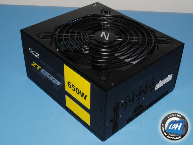 Teste da Fonte de Alimentação OCZ ZT Series 650 W