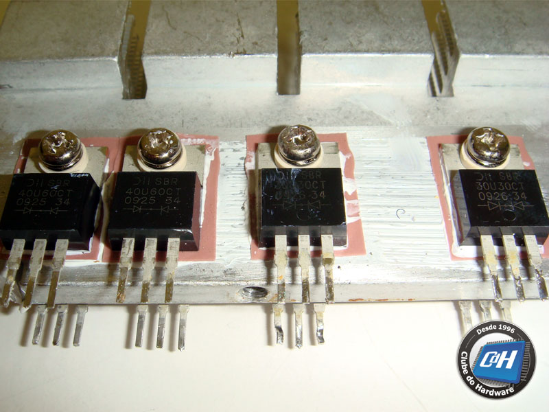 Fonte de alimentação Amacrox Free Style 85PLUS 650 W