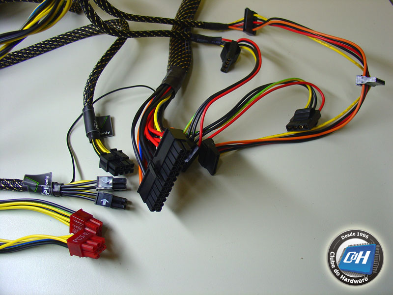 Fonte de Alimentação Enermax Galaxy 1000 W