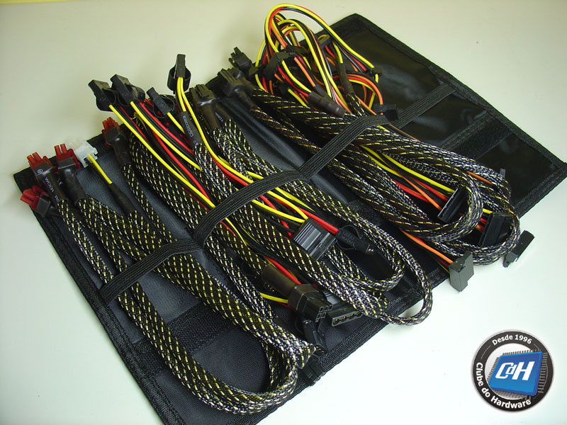 Fonte de Alimentação Enermax Galaxy 1000 W