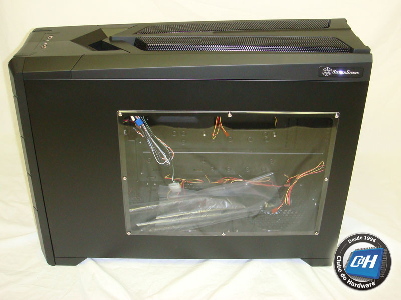 Gabinete SilverStone Raven RV02