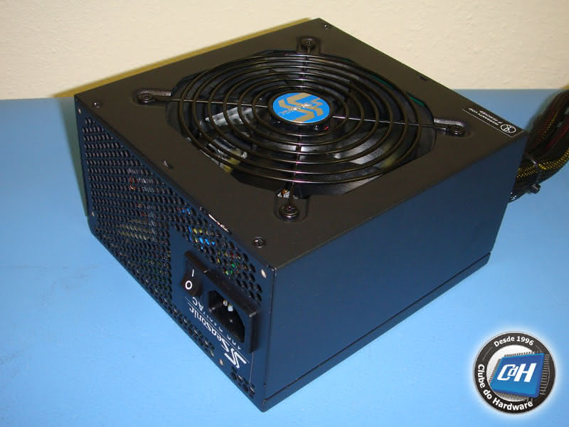 Teste da Fonte de Alimentação Seasonic M12D 750 W Teste da Fonte de Alimentação Seasonic M12D 750 W