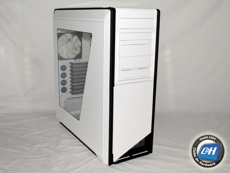 Teste do Gabinete NZXT Switch 810 Teste do Gabinete NZXT Switch 810