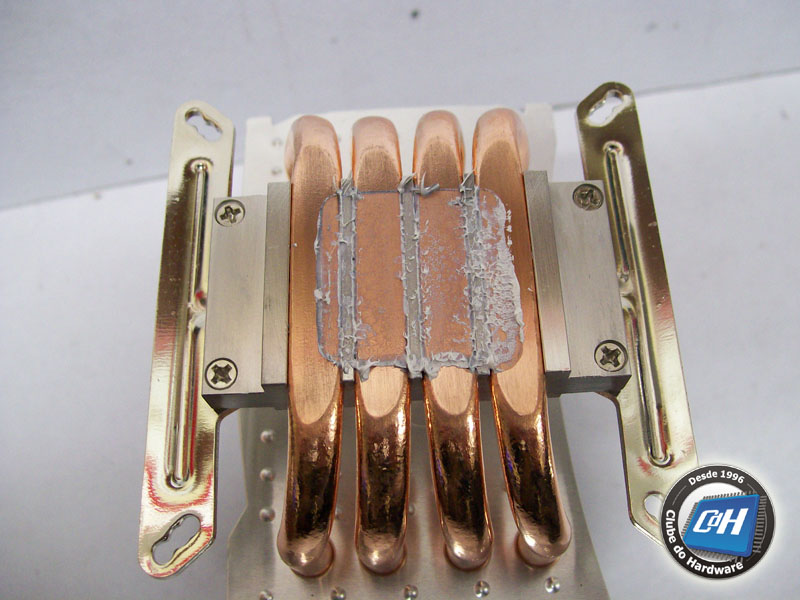 Qual a melhor maneira de aplicar pasta térmica