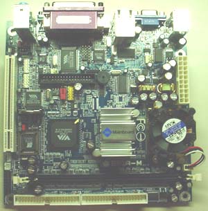 Placa-Mãe VIA EPIA-M (C3 933 MHz)