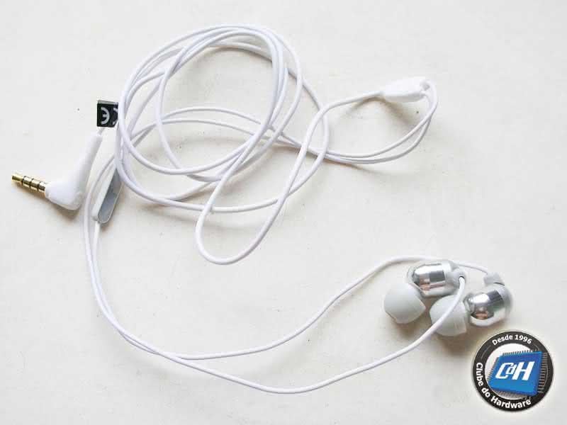 Teste do Fone de Ouvido Arctic Cooling E361-WM Teste do Fone de Ouvido Arctic Cooling E361-WM