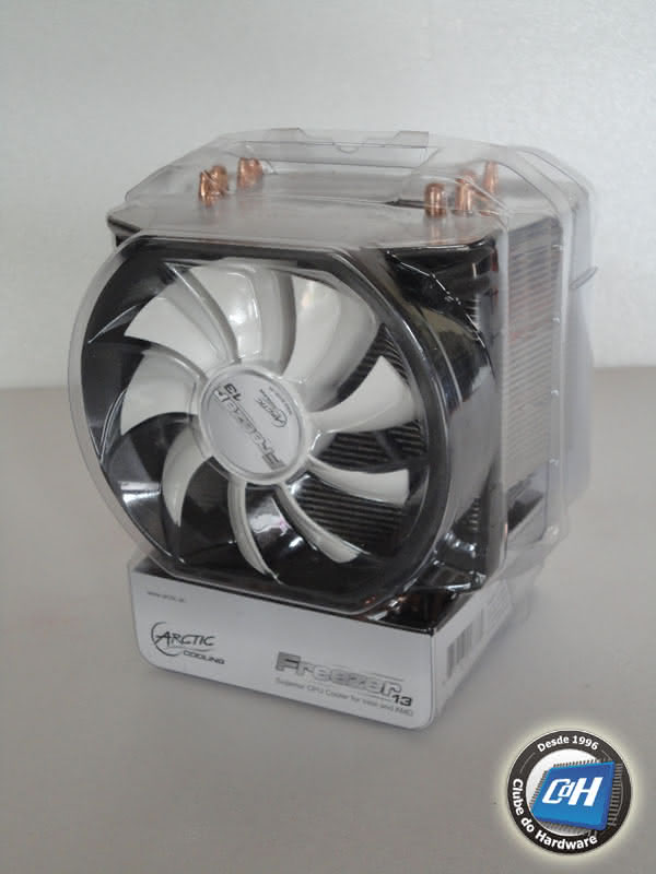 Teste do Cooler Arctic Cooling Freezer 13