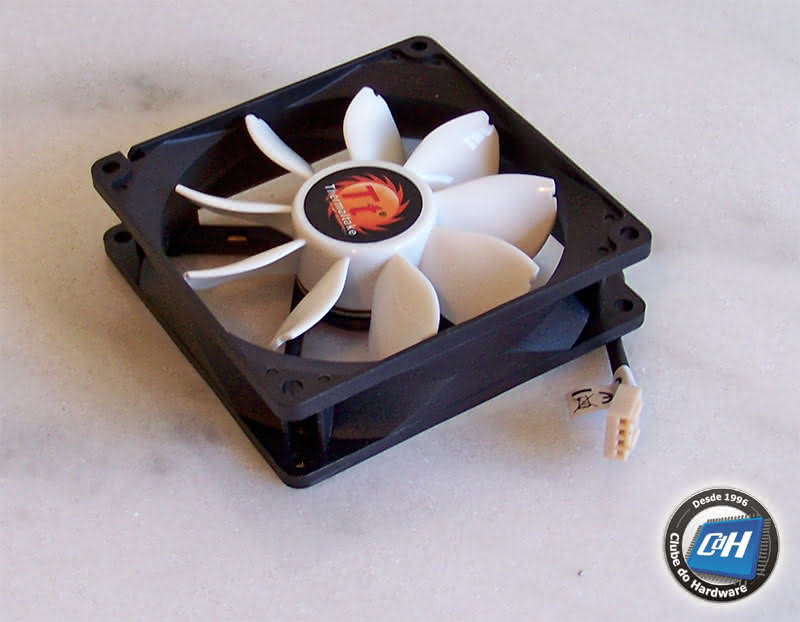 Thermaltake ISGC-100