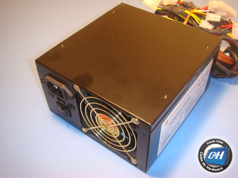 Teste da Fonte de Alimentação Thermaltake Purepower 430W NP Teste da Fonte de Alimentação Thermaltake Purepower 430W NP