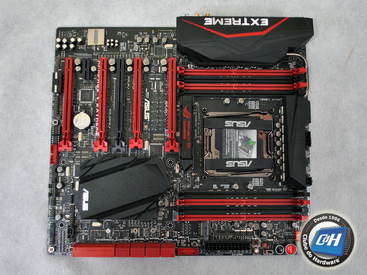 Placa-mãe ASUS RAMPAGE V EXTREME