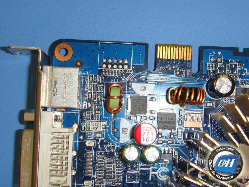 SLI vs. CrossFire SLI vs. CrossFire